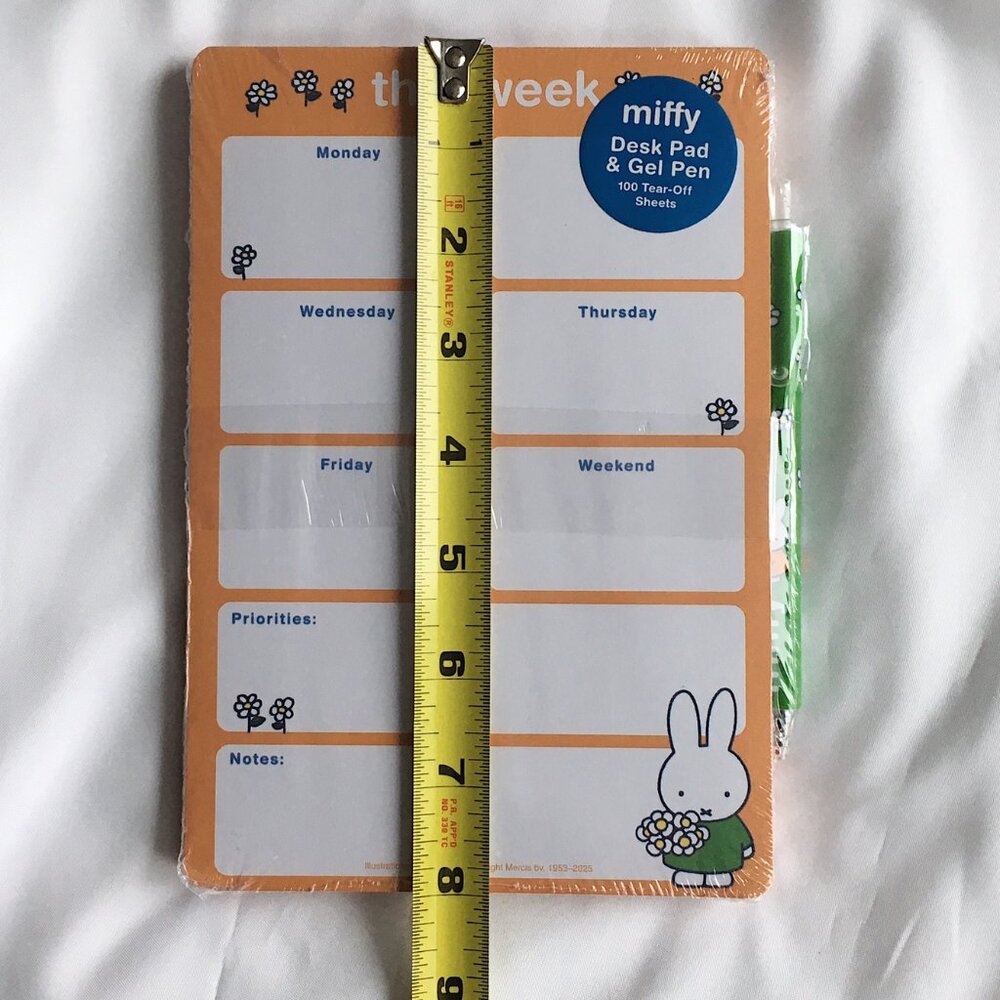 Miffy Undated Weekly Desk Pad and Gel Pen Set, 100 tear-off sheets - Picture 4 of 4